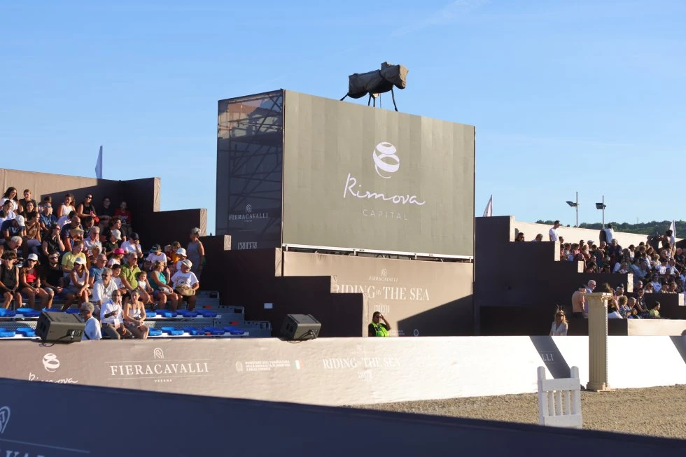 Riding by the Sea 2026: l'allestimento firmato SEC Events