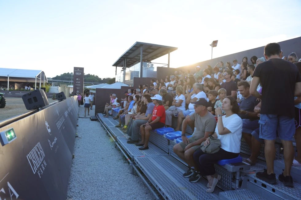 Riding by the Sea 2026: l'allestimento firmato SEC Events