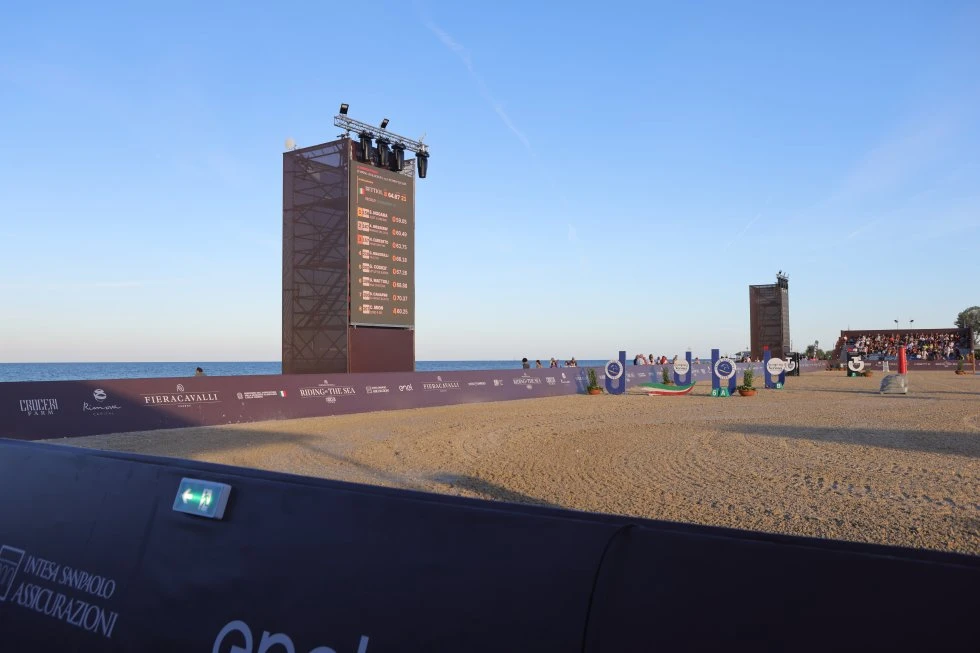 Riding by the Sea 2026: l'allestimento firmato SEC Events